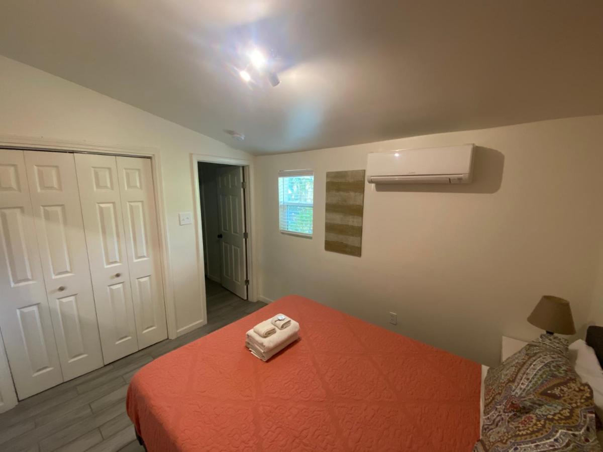 One Bedroom Apartment With Hot Tub 2 Blocks To Magazine Street New Orleans  Kültér fotó