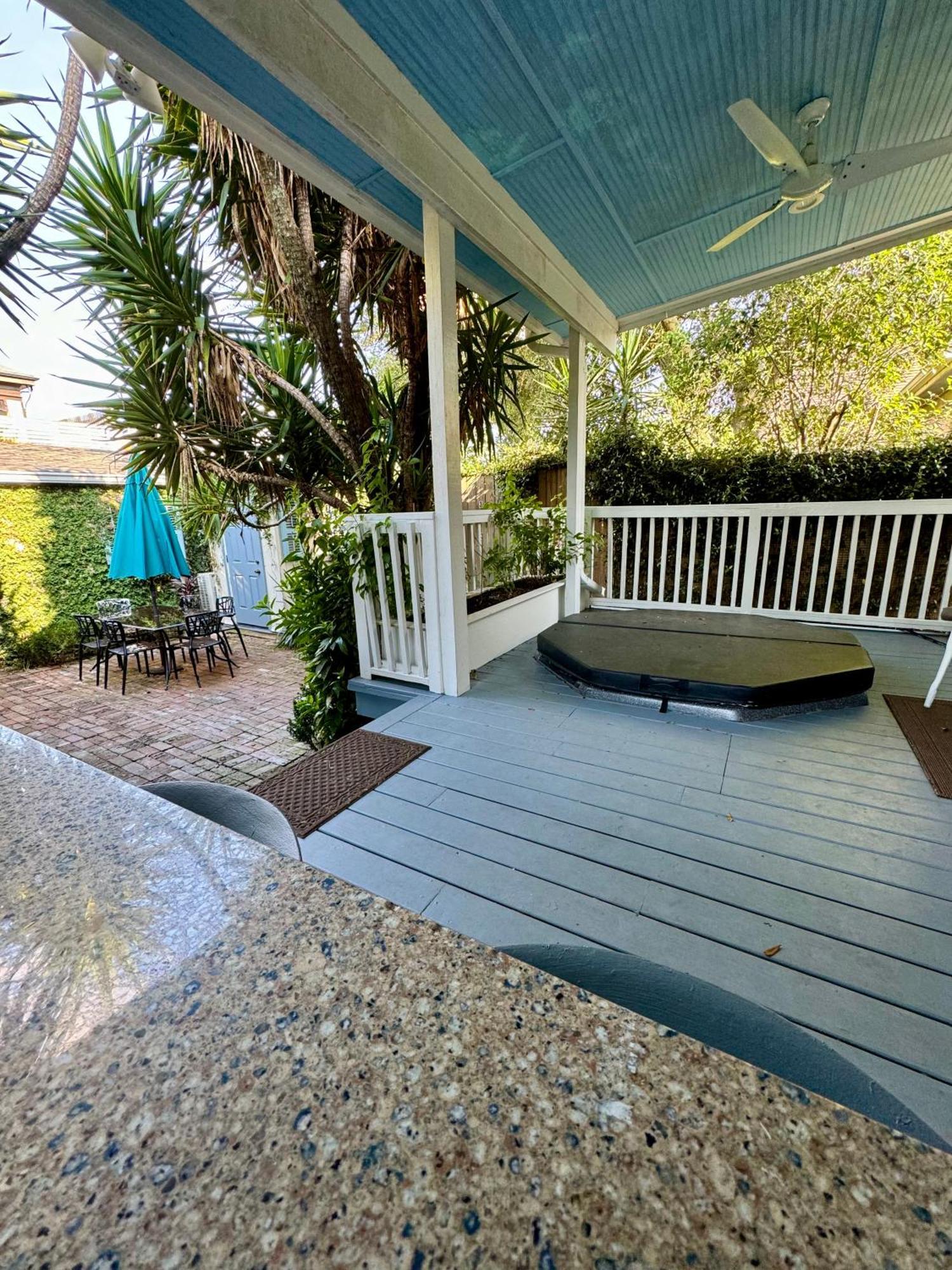 One Bedroom Apartment With Hot Tub 2 Blocks To Magazine Street New Orleans  Kültér fotó